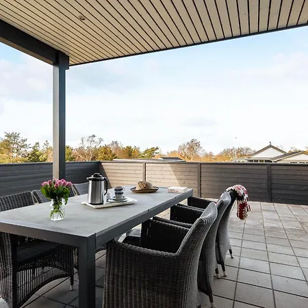 Lovely Vacation For 10 People Holiday home